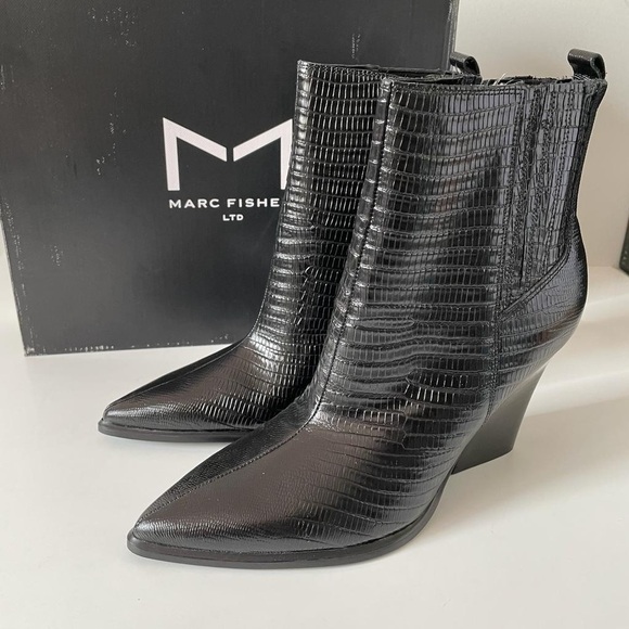 Nib Marc Fisher Mariel Block Heel Zip Booties in Black Croco - Picture 5 of 11